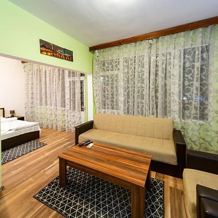 Hotel Tishina Starozagorski Bani Ngoại thất bức ảnh